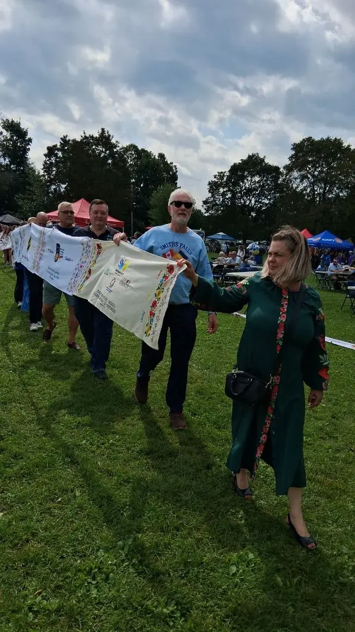 The rushnyk carried across Riverside Park