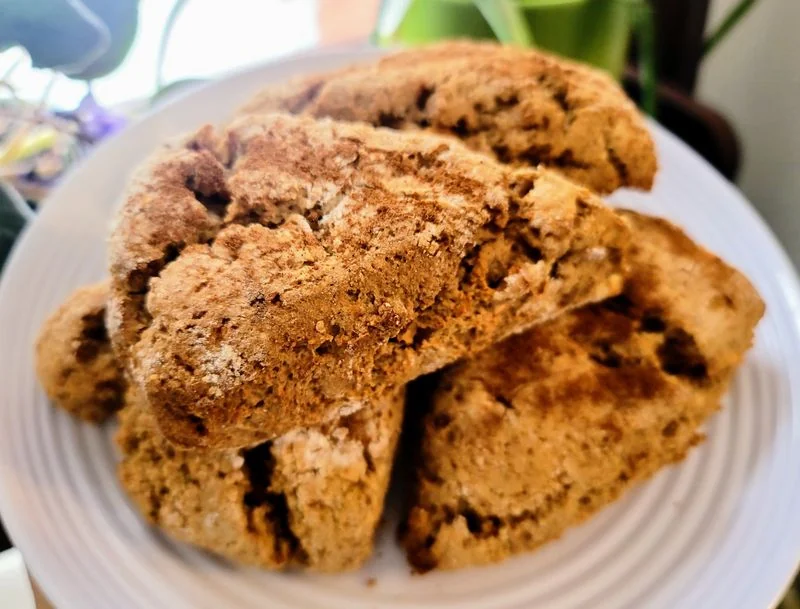 Apple Cinnamon Scones — vegan and gluten-free